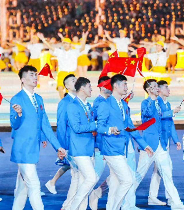 亚运会今日看点，乒乓男女团体争金，男排全力争冠，中国男篮首秀